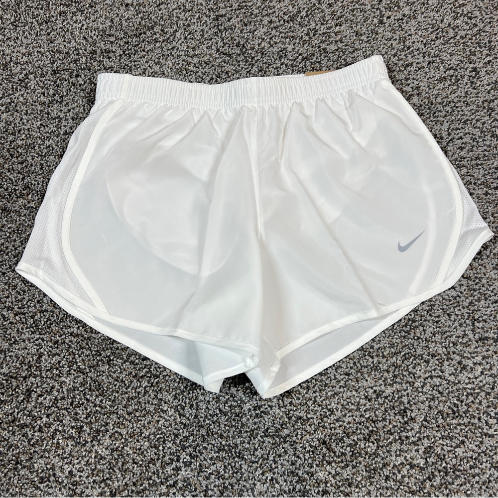 Nike Shorts Girls M White‎ 3" Running Mesh Lined Athletic Lightweight DriFit